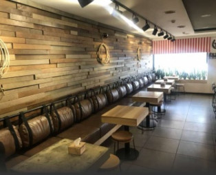 Продаж приміщення з готовим ремонтом